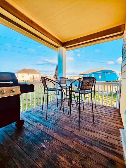 Sunny Delight - Sleeps 10 - Generous Space! Bolivar Peninsula 외부 사진