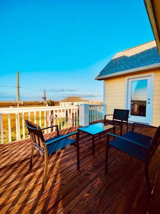 Sunny Delight - Sleeps 10 - Generous Space! Bolivar Peninsula 외부 사진