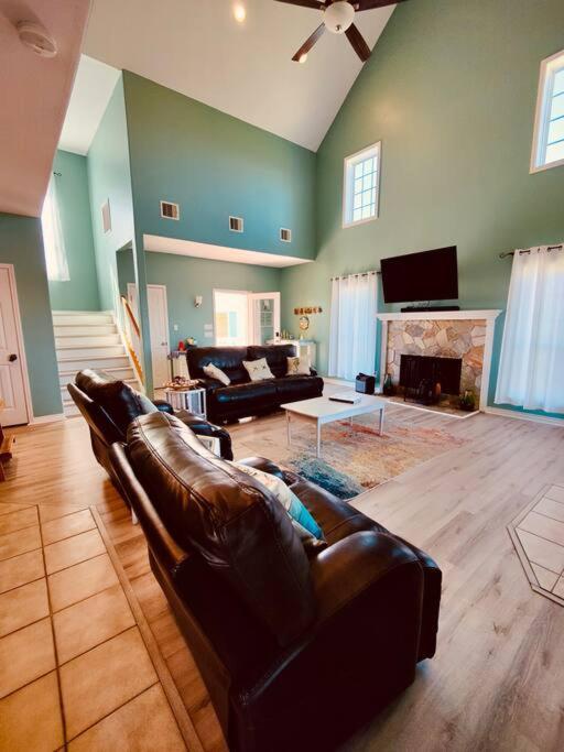 Sunny Delight - Sleeps 10 - Generous Space! Bolivar Peninsula 외부 사진