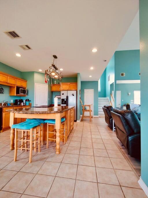 Sunny Delight - Sleeps 10 - Generous Space! Bolivar Peninsula 외부 사진
