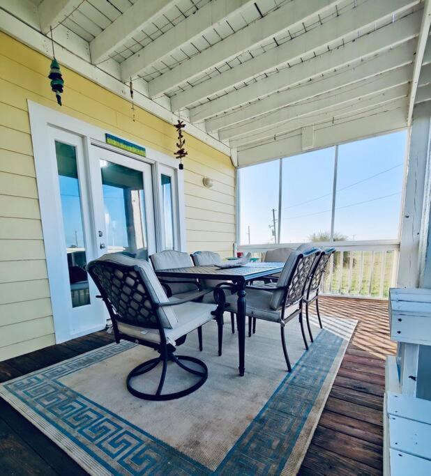 Sunny Delight - Sleeps 10 - Generous Space! Bolivar Peninsula 외부 사진