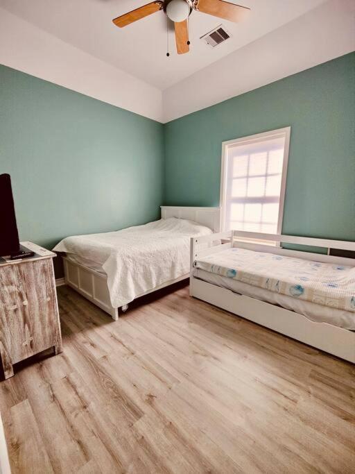 Sunny Delight - Sleeps 10 - Generous Space! Bolivar Peninsula 외부 사진