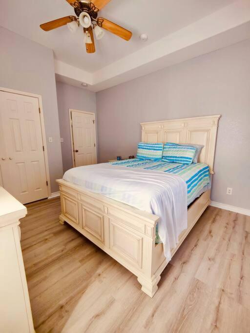 Sunny Delight - Sleeps 10 - Generous Space! Bolivar Peninsula 외부 사진